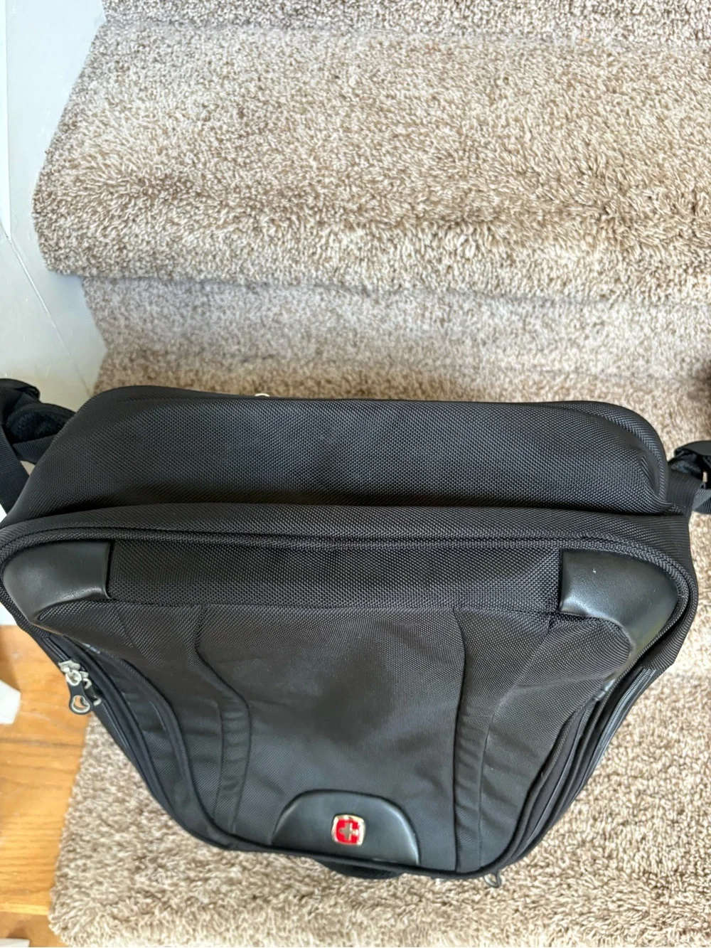 Swiss Gear Black Men's Laptop Backpack - Durable Commuter Bag